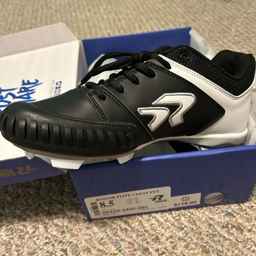 Ringor pitching toe cleats BRAND NEW